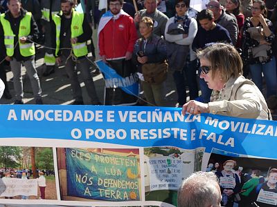 2017-10-22 Mani Lumes Nunca Mais Depredacion 034.jpg